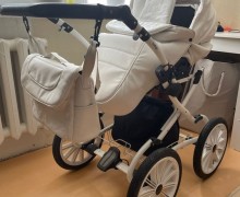 Продам коляску 2 в 1