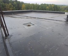 На Курчатова, 27/3 капитально ремонтируют кровлю
