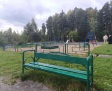 Жители Уральской, 24 и 26 поблагодарили за обновление детской площадки