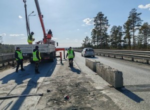 1 апреля дорожники приступили к ремонту второй части эстакады на 42-м километре Екатеринбургской кольцевой автодороги