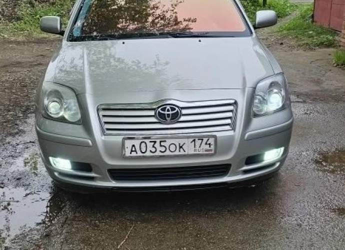 Toyota Avensis, 