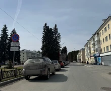 ПРОСЬБА НЕ ПАРКОВАТЬ АВТОМОБИЛИ на ул. 9 Мая