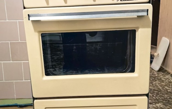 Отдам срочно!!! Плита электрическая, самовывоз, Заречный.