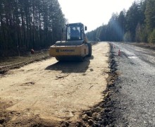 В Свердловской области ремонтируют дороги к девяти любимым местам отдыха уральцев