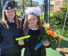 1 сентября сотрудники Госавтоинспекции Заречного приняли участие в торжественных линейках, посвященных Дню знаний