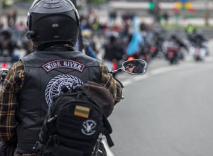 В Свердловской области камеры начали штрафовать мотоциклистов без шлемов