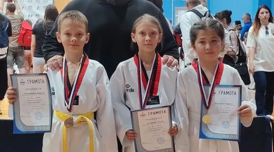 Белоярские спортсмены успешно выступили на Кубке СШОР Лидер по тхэквондо