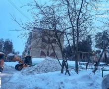 Продолжается уборка ул