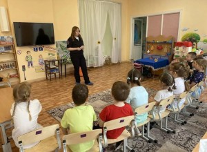Сотрудники Госавтоинспекции Заречного провели занятие по безопасности в детском саду «Родничок»
