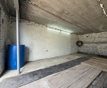 Гараж 33 кв м в ГСК Центральный: широкая линия, новая крыша, смотровая яма