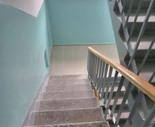 В доме на улице Энергетиков завершили косметический ремонт подъезда