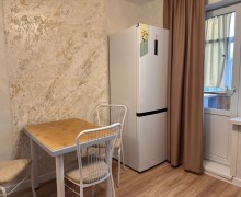 Сдам двухкомнатную квартиру 54 кв. м на Алещенкова, 17