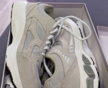 Кросовки р- 40-41 б/у не более 2 недель, в хорошем состоянии