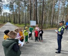 Сотрудники Госавтоинспекции Заречного ведут активную профилактическую работу с населением, направленную на сокращение уровня дорожно-транспортных происшествий с участием несовершеннолетних
