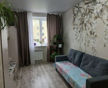 Продаётся светлая 1-комнатная квартира в Белоярском на Отрадной, 16