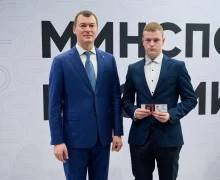 ВЧЕРА в екатеринбургском Дворце водных видов спорта состоялось торжественное вручение ведомственных наград Министерства спорта Российской Федерации