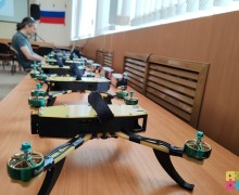 3 июня в актовом зале УрТК 32 выпускника первых в Заречном курсов по конструированию беспилотных воздушных судов и управлению ими получили сертификаты об обучении