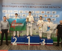 Каратисты из Заречного вернулись с екатеринбургского турнира с 21 наградой