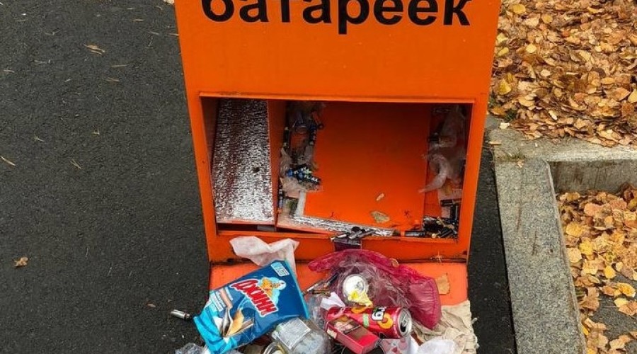 Надпись Для батареек, видимо, прочитать умеют не все