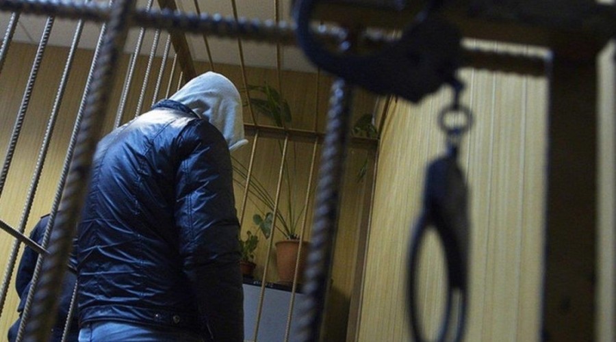 Белоярский районный суд рассматривает уголовное дело о неоднократной демонстрации нацистской символики