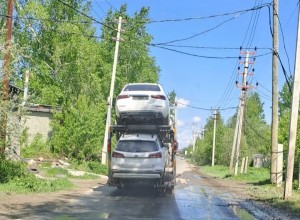 После перекрытия части трассы Екатеринбург-Тюмень фуры и грузовики поехали чрез Муранитный