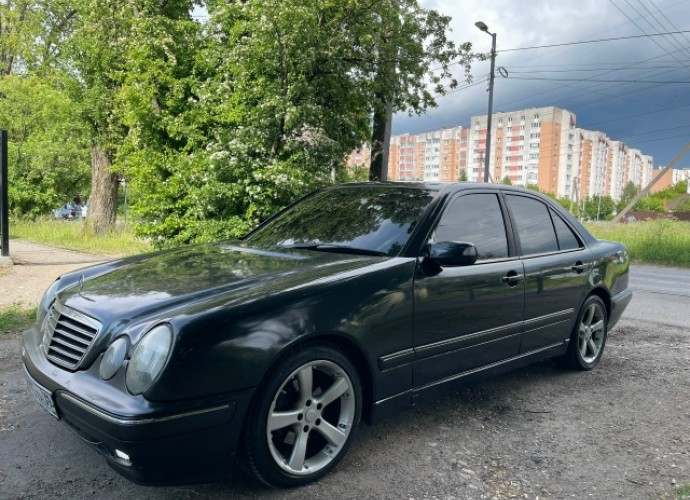 Mercedes-Benz E-класс, 