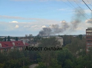 Возгорание в ангаре между пиццерией и магазином «Доброцен»