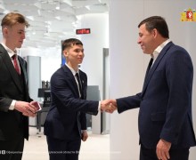 Губернатор Евгений Куйвашев презентовал министру спорта, президенту Олимпийского Комитета России Михаилу Дегтярёву Дворец водных видов спорта, а также кампус Уральского федерального университета