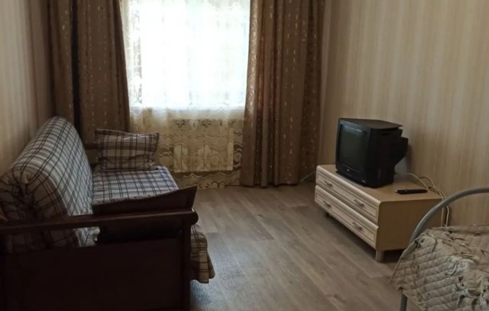 Сдам на длительный срок однокомнатную квартиру на ул. Победы, 22