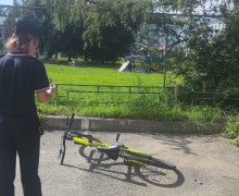В Заречном автоинспекторы выясняют обстоятельства ДТП с подростком на велосипеде