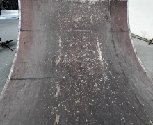 Активисты решили самостоятельно отремонтировать экстрим парк у Дома торговли