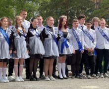 Последние звонки прозвенели сегодня в школах Белоярского муниципального округа