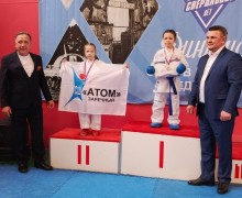Наши каратисты привезли в Заречный серебро первенства России, региональный кубок и 46 медалей!