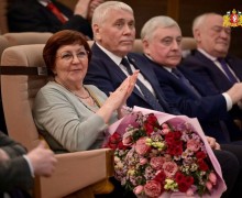 Губернатор Свердловской области Денис Паслер вручил выдающимся ученым старейшую научную награду России – Демидовские премии