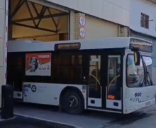 Автобусы Заречного украсили символикой 80-летия Победы