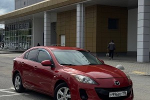 Mazda 3, 2011