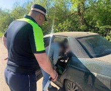Профилактический рейд ГИБДД в Белоярском районе: безопасность детей в автомобилях