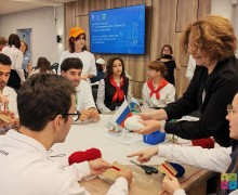 Старшеклассники Заречного стали переводчиками для гостей Международного фестиваля молодёжи