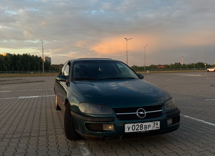 Opel Omega, 1995