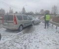 Сотрудники Госавтоинспекции Заречного устанавливают обстоятельства ДТП, в котором пострадал несовершеннолетний пассажир автомобиля