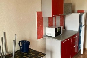 Сдам однокомнатную квартиру на длительный срок с мебелью