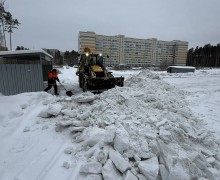 Организована механизированная уборка придомовых территорий