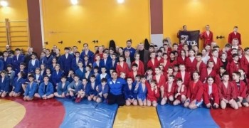 Наши самбисты одержали очередную победу