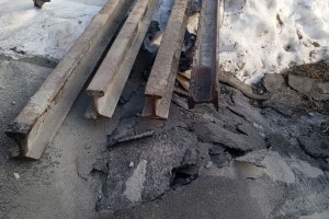 Продам рельсы б/у, 4 штуки