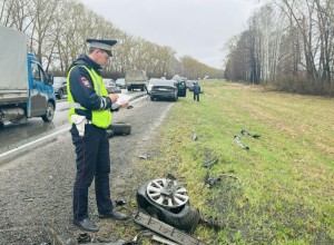 Сотрудники Госавтоинспекции Свердловской области установили личность и задержали водителя, совершившего тяжкое ДТП и покинувшего место происшествия