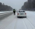Езда с поддельными правами довела до уголовного дела