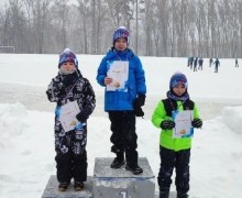 Юные конькобежцы спортивной школы «Атом» одержали множество побед в ходе спортивного сезона
