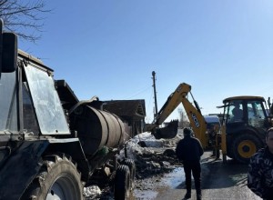 На улице Ленина в Некрасово ведутся ремонтные работы, временно ограничено водоснабжение