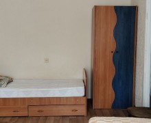 Сдам светлую однокомнатную квартиру на длительный срок на Алещенкова, 23