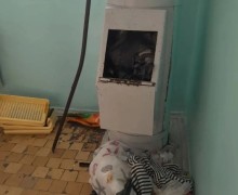 Жители дома на Ленина, 30 столкнулись с засором мусоропровода